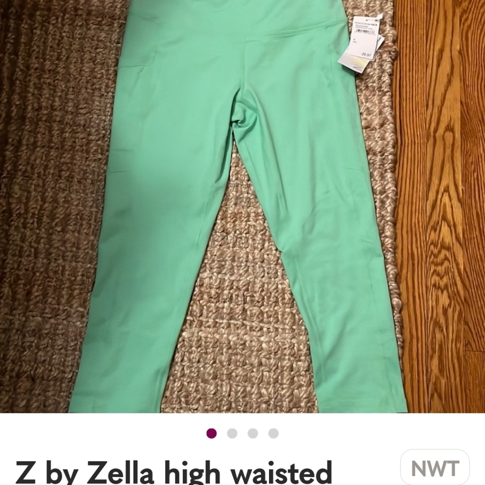 Z by Zella high waisted crop legging with pocket on side. Size medium. NWT.